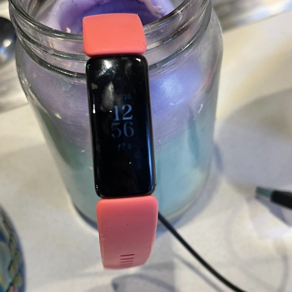 Fitbit inspire 2 pink